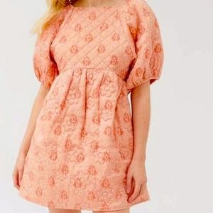 KIMCHI BLUE Astrid Embroidered Babydoll Dress peach size M pre owned condition